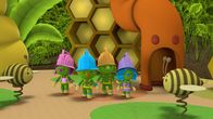 Jim Hensons: Doozers – Die Tüftler überlegen, was sie in ihrem Tüftler-Pavillon vorführen möchten und lassen sich auf dem Spielplatz inspirieren.