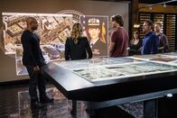 Navy CIS: L.A. – (v.li.): Special Agent Sam Hanna (LL Cool J), Anna Kolcheck (Bar Paly), Marty Deeks (Eric Christian Olsen), Nell Jones (Renée Felice Smith), Special Agent G. Callen (Chris O'Donnell ), Eric Beale (Barrett Foa).