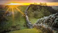 Schätze des Römischen Reichs – Der Hadrianswall: größte Befestigungsanlage der Römer und die nördlichste Grenze des gewaltigsten Reiches seiner Zeit.
