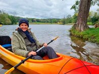 Wunderschön! – Judith Rakers startet ihre Reise im Süden der Masuren mit einer Kajak-Tour auf dem bekanntesten Wasserweg - der Krutynia.