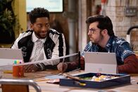 The Great Indoors – Mason (Shaun J. Brown, l.); Clark (Christopher Mintz-Plasse, r.)