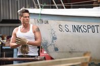 The Grinder - immer im Recht – Eine alte Grinder Folge erinnert Dean (Rob Lowe) daran, dass es manchmal hilfreich sein kann, sich mit einem Nebenfall zu beschäftigen, um eine gute Idee für den Hauptfall zu bekommen. Doch dieser Nebenfall ist ausgerechnet der Exfreund von Lizzie.
