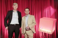 Campus Talks – Von links: Diesmal erläutert der Immunologe und Leibniz-Preisträger Hans-Reimer Rodewald vom Deutschen Krebsforschungszentrum in Heidelberg, welche Rolle Stammzellen für die Erhaltung des Immunsystems haben. Und der Komparatist ist Oliver Lubrich von der Universität Bern berichtet, wie ausländische Schriftsteller und Diplomaten den Nationalsozialismus im Dritten Reich erlebt haben.