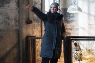 Elementary – Während Holmes mit der Aufklärung eines Diebstahls in einem Zoo beschäftigt ist, muss sich Watson (Lucy Liu) um einen persönlichen Fall kümmern ...