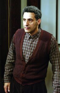 Monk – John Turturro.