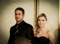 Chicago Fire – Schick am Ball: Taylor Kinney als Kelly Severide, Lauren German als Leslie Shay