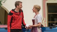 Der Bergdoktor – Der Bergdoktor Staffel 13 Folge 7 On-Off-Beziehung: Heiko Ruprecht als Hans Gruber, Natalie O'Hara als Susanne Dreiseitl