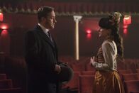 Ripper Street – Edmund Reid (Matthew Macfadyen), Mimi Morton (Lydia Wilson)