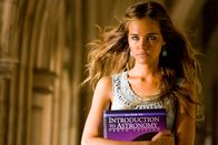 Transformers - Die Rache – Alice (Isabel Lucas) ist nicht diejenige, die sie zu sein vorgibt ...