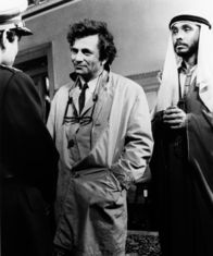 Columbo – Peter Falk (Insp. Columbo), Hector Elizondo (Hassan Salah).