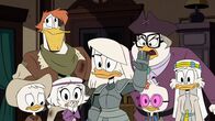 DuckTales – L-R: Huey Duck, Launchpad McQuack, Webbigail Vanderquack, Della Duck, Bentina Beakley, Dewey Duck, Scrooge McDuck