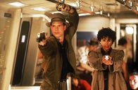 Predator 2 – Auf der Jagd nach einem besonders bösartigen Killer: FBI-Agent Keyes (Gary Busey, l.) und die Polizistin Leona (Maria Conchita Alonso, r.) ...