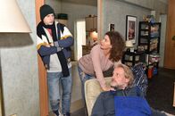 Alles oder Nichts – (v.l.n.r.) Basti (Lennart Borchert); Elke (Anne Brendler); Mike (Mirco Reseg)
