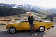Reporter Spezial – Donat Hofer vor dem Volvo 144