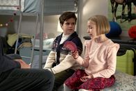 Single Parents – Graham D'Amato (Tyler Wladis, l.); Sophie Cooper (Marlow Barkley, r.)