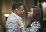 Empire – Im Angesicht seiner ALS-Erkrankung wird Lucious (Terrence Howard, l.) immer verwirrter. Kommt er dadurch etwa wieder mit seiner Ex-Frau Cookie (Taraji P. Henson) zusammen?