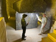 Mythos - Die größten Rätsel der Geschichte – Prof. Tarek Sayed Twafik (r.) und Andrew Chugg (l.)
