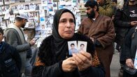 Tatort Syrien – Angehörige suchen auf dem Marjeh-Platz in Damaskus verzweifelt nach vermissten Familienmitgliedern.