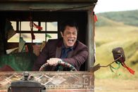 Skiptrace – Johnny Knoxville (Connor Watts).