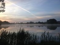 Große Völker der Geschichte – Das Opfermoor in th¸ringischen Niederorla bei D‰mmerung. Germanen opfern ihren Gˆttern an Naturorten, wie Mooren. in Verbindung mit der Sendung bei Nennung ZDF/Birgit TannerDas Opfermoor in th?ringischen Niederorla bei D?mmerung. Germanen opfern ihren G?ttern an Naturorten, wie Mooren. in Verbindung mit der Sendung bei Nennung ZDF/Birgit Tanner