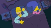 Die Simpsons – Homer (l.); Marge (r.)