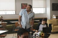 Speechless – Kenneth (Cedric Yarbrough, l.); JJ DiMeo (Micah Fowler, r.)