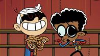 Willkommen bei den Louds – L-R: Lincoln, Clyde