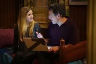 Speechless – Erleben einen ganz besonderen Moment zusammen: Jimmy (John Ross Bowie, r.) und Dylan (Kyla Kenedy, l.) ...