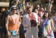 The Goldbergs – (v.li.) Troy Gentile (Barry Goldberg), George Segal (Pops), Alex Jennings (Carla), Hayley Orrantia (Erica Goldberg), Sean Marquette (Johnny Atkins).