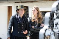 Vier Frauen und ein Todesfall – (v.li.) Adele Neuhauser (Julie), Miriam Stein (Pippa).