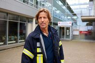 Rote Rosen – Ben (Hakim-Michael Meziani) war als Feuerwehrmann am Unfallort im Einsatz.