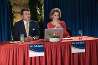 Pitch Perfect 3 – L-R: John (John Michael Higgins), Gail (Elizabeth Banks)