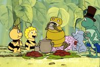 Biene Maja – Maja, Willi, Alexander und Flip bewirten den Ameisenbär mit Honig.