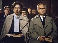 Tatort – 00 Uhr. Wilma Happel (Evelyn Hamann) und Albert Liehr (Franz Rudnik).