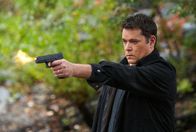 The River Murders - Blutige Rache – Da Detective Jack Verdon (Ray Liotta) zu allen Mord-Opfern eine persönliche Beziehung hatte, wird er schnell zum Hauptverdächtigen des FBI.