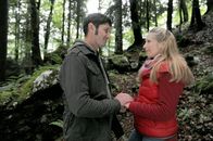 Vier Frauen und ein Todesfall – Andreas Kiendl (Lassacher), Martina Poel (Sabine).