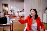 Sturm der Liebe – Sophia (Krista Birkner) feiert ihren Triumph.