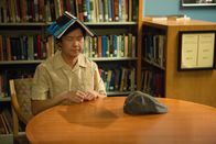 Community – Der arme Chang (Ken Jeong) scheint an "Changnesie" zu leiden, doch nicht alle glauben seine bemitleidenswerte Geschichte ...