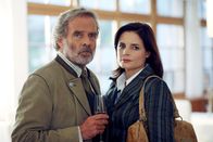 Lilly Schönauer: Liebe gut eingefädelt – Thomas Fritsch (Bruno Egger), Elisabeth Lanz (Beatrice Brunnhausen).