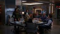 Bull – (v.l.n.r.) Danny James (Jaime Lee Kirchner); Marissa Morgan (Geneva Carr); Taylor Rentzel (Mackenzie Meehan); Dr. Jason Bull (Michael Weatherly); Chunk Palmer (Chris Jackson); Benny Colón (Freddy Rodríguez)