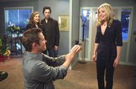 Scrubs - Die Anfänger – (v.li.) Travis Schuldt (Keith), Keri Russell (Melody O'Harra), Zach Braff (John 'J.D.' Dorian), Sarah Chalke (Elliot Reid).