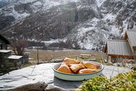 Zu Tisch ... – Die Rissoles sind frittierte Kartoffelteigtaschen.