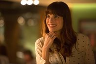 Es ist kompliziert..! – Dauersingle Nancy (Lake Bell) geht zu einem Treffen mit einem Mann, mit dem eine andere Frau verabredet war.