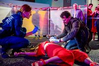 Harrow – Mirrah Foulkes (Soroya Dass), Ioan Gruffudd (Dr. Daniel Harrow).