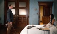 Elementary – L-R: Sherlock Holmes (Jonny Lee Miller) und Dr. Joan Watson (Lucy Liu)