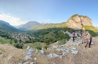 GEO Reportage – Auch in Albanien schwinden die Wälder: Es ist heute das einzige Land Europas, in dem mehr Holz verbraucht wird als nachwächst. Vor allem, weil hier noch viel mit Holz gekocht und geheizt wird.
