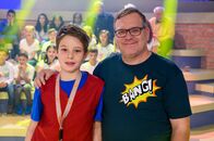 1, 2 oder 3 – Kamerakind David aus Berlin mit Elton.
