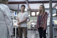 The Gifted – Reed Strucker (Stephen Moyer, l.); Kate Strucker (Amy Acker, r.)
