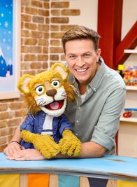 Hallo Okidoki – Robert Steiner mit Kater Kurt.