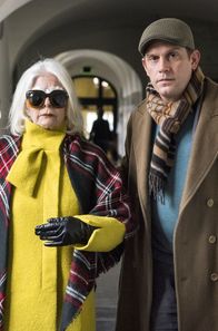 Einmal Sohn, immer Sohn – Ruben Maertens (Sebastian Bezzel) und seine Mutter und Herausgeberin einer führenden Frauenzeitschrift Lilo Maertens (Christiane Hörbiger).